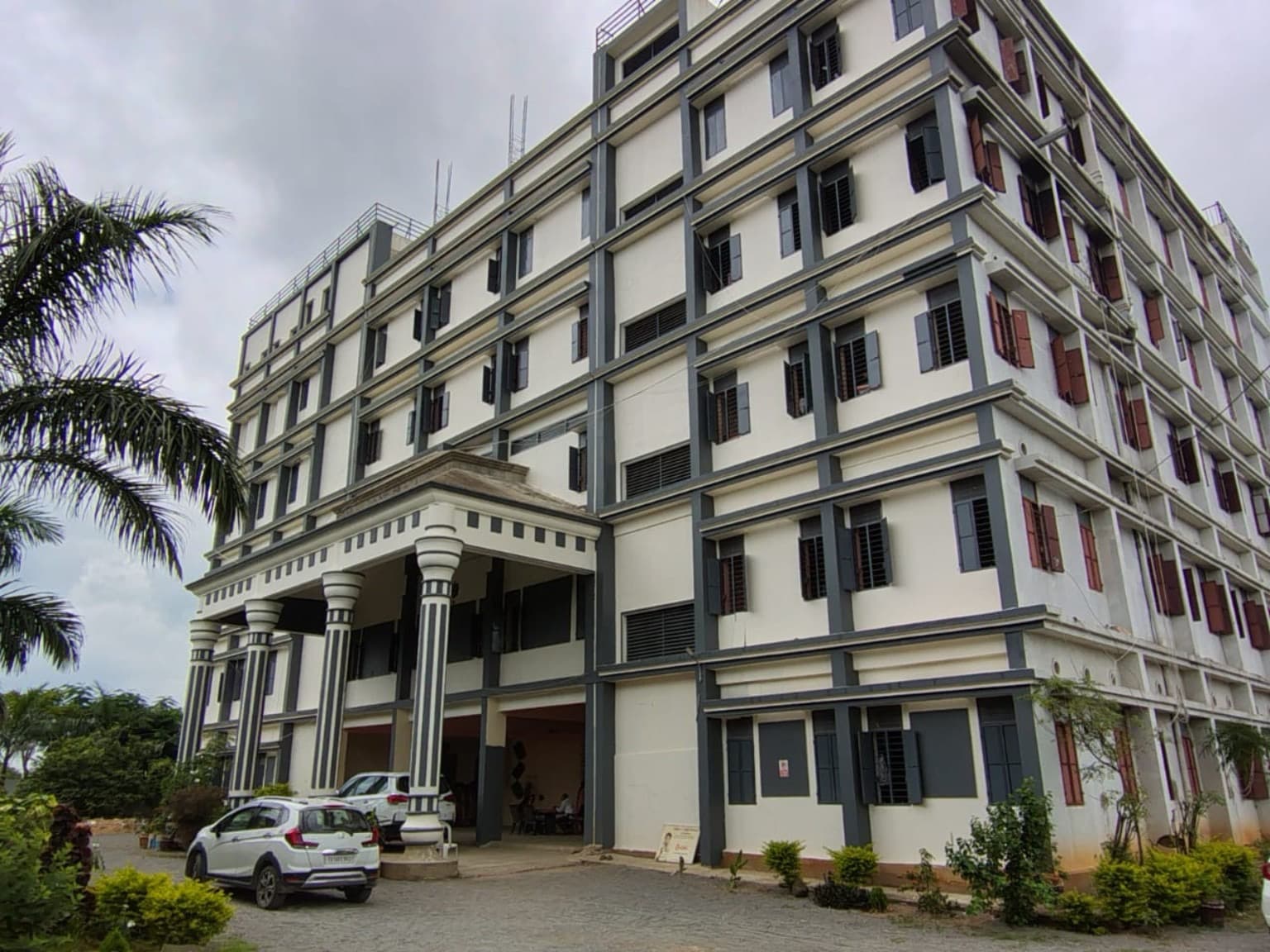 Matrusri School campus